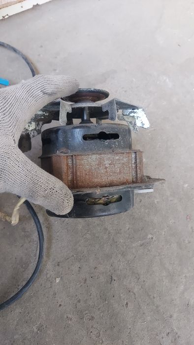 Электрический двигатель 220в