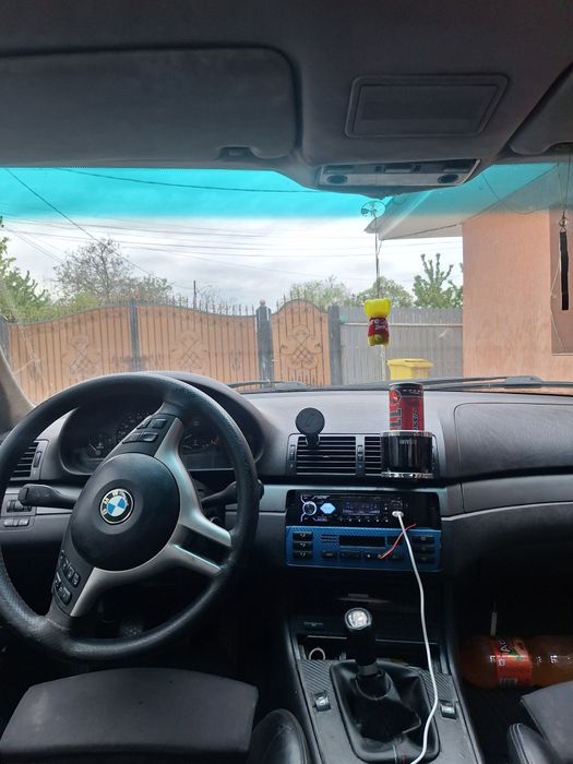 Vând BMW e46 facelift