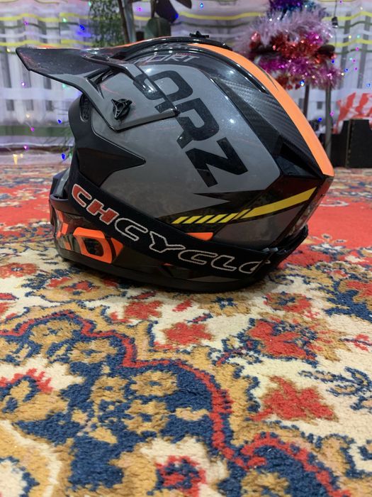 Шлем эндуро в хорошем состоянии