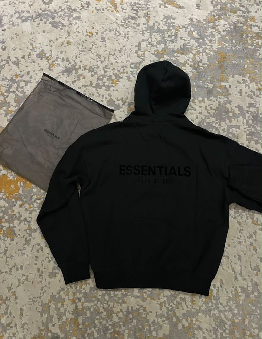Кофта essentials черная