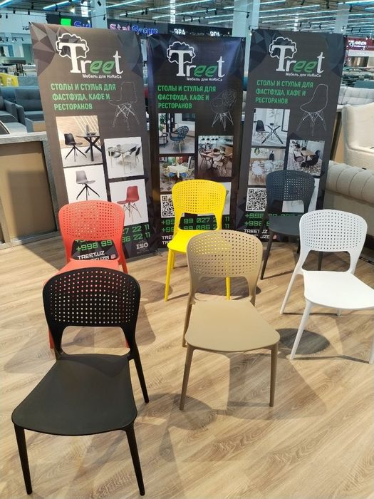 Стол и стулья для дома и офиса с завода производителя. модель Италия