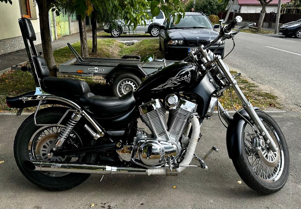 Vând Suzuki Intruder 1400 an 2006