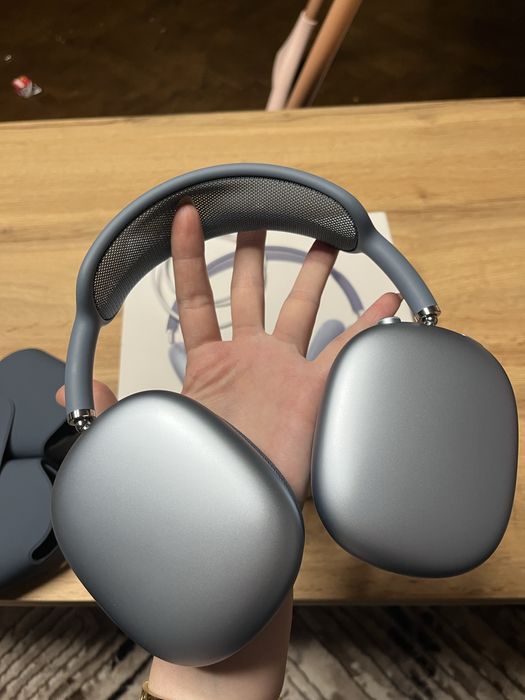 Apple AirPods Max Blue