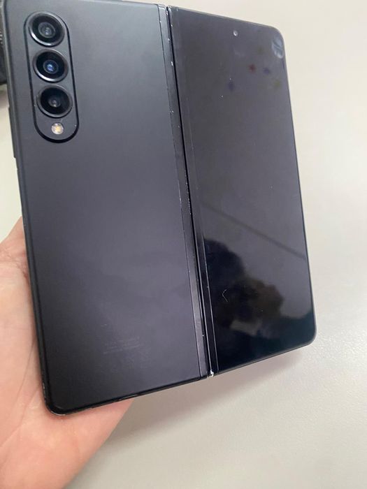 Samsung z fold 3 256gb stocare 8 ram