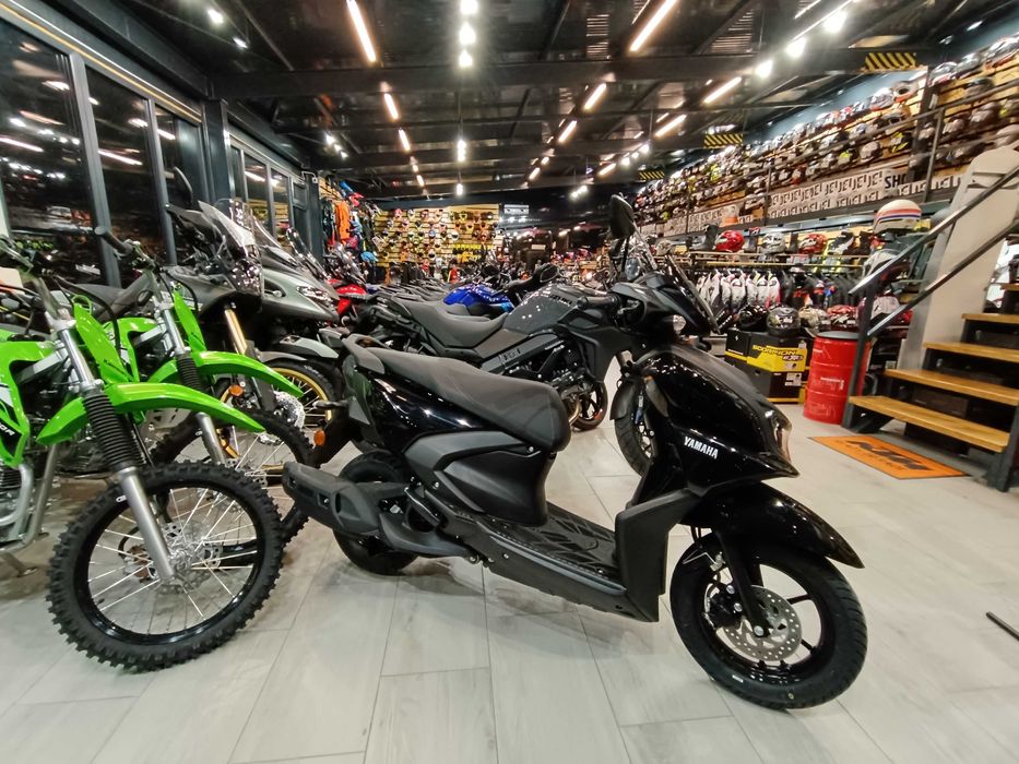 Yamaha RAYZR 125 nou-se conduce cu B-stoc EST BIKE Campina