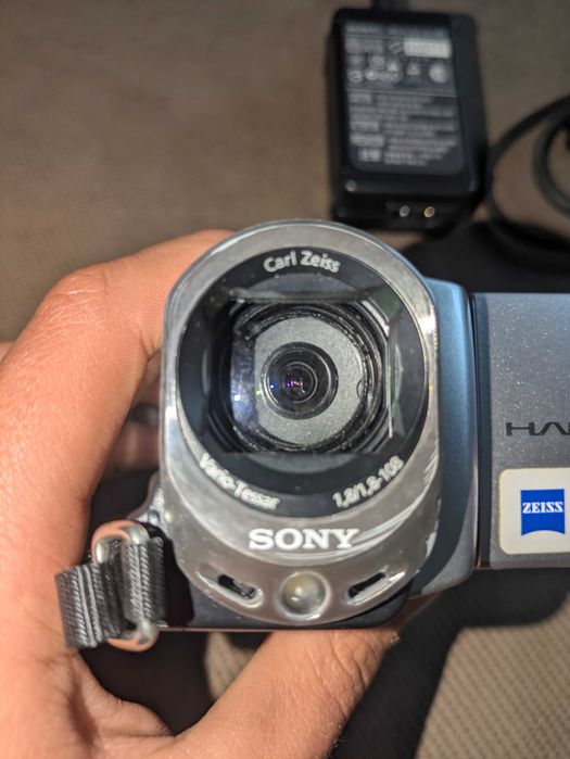 Pachet Complet Cameră Video Sony DCR-SX53E Carl Zeiss - Funcțională