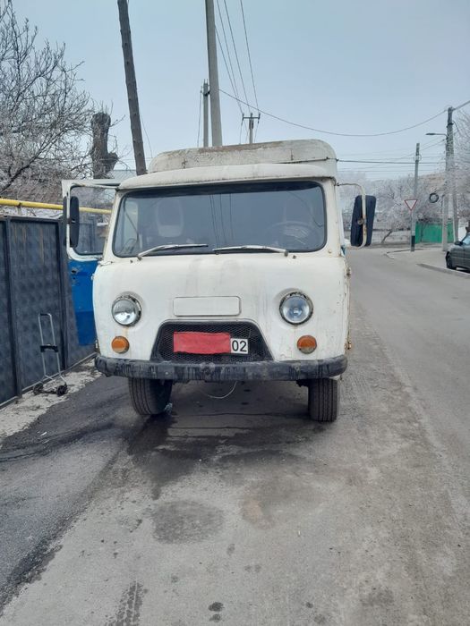 Продам машину 1990 года.