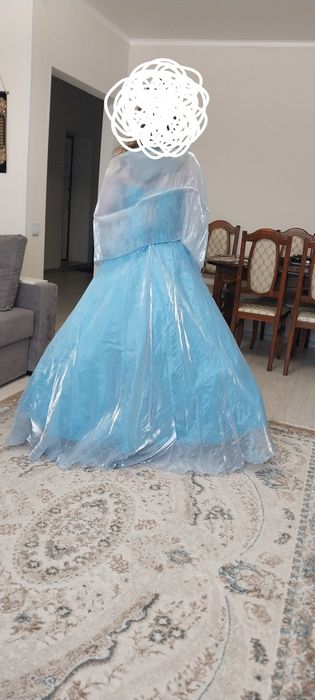 Продам платье бальное