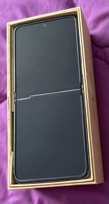 Motorola Razr 40 -18GB/256GB