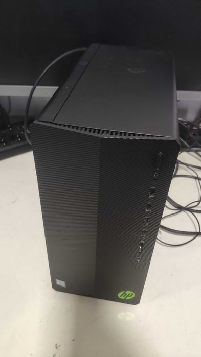HP Pavilion Gaming Core i7 9700F/16GB RAM/512GB SSD/1TB HDD/PowerColor RX 590 8GB