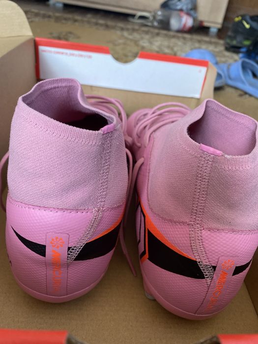 Продавам Nike обувки ZM SUPERFLY 10 FG