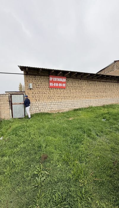 Oltin tepa,Ramadan ko’cha. Yer sotiladi.