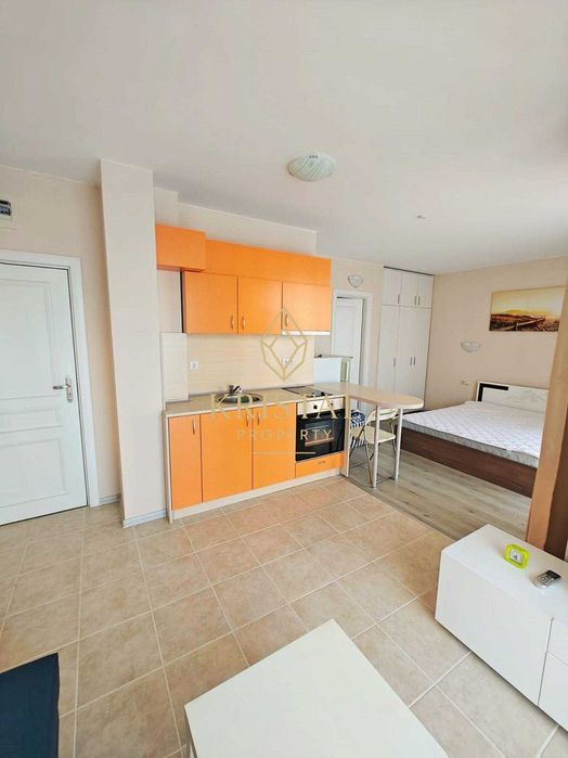 Продава се Едностаен апартамент в к.к. Слънчев бряг - 48 кв.м за 1355 €/кв.м - Снимка #2