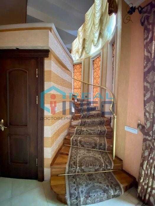 Сдаётся дом в М.Улугбекском районе