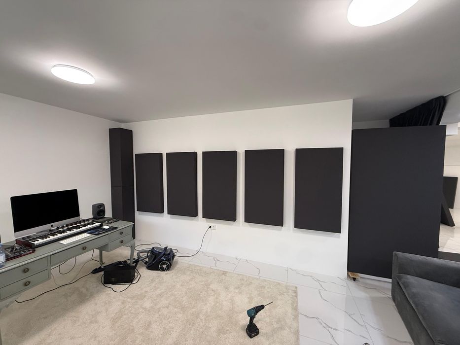 Звукоизоляционна панель