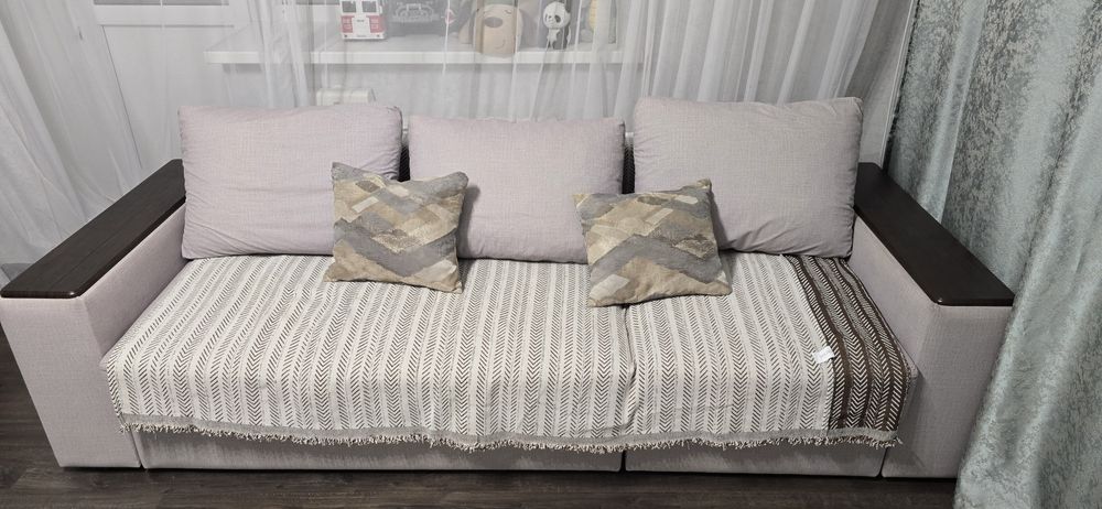 Продам диван, б/у