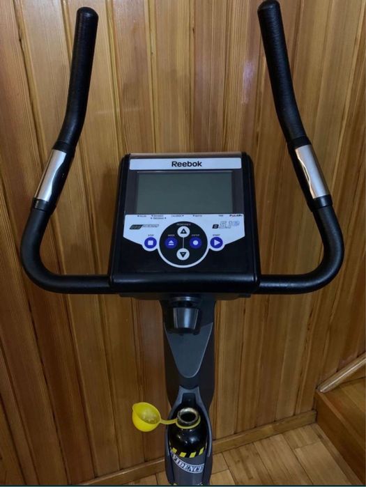 Велотренажер Reebok