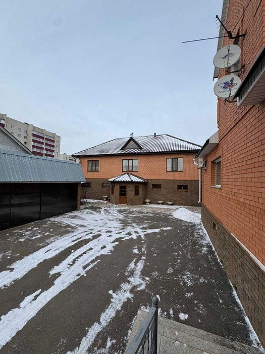 Продам дом Центр