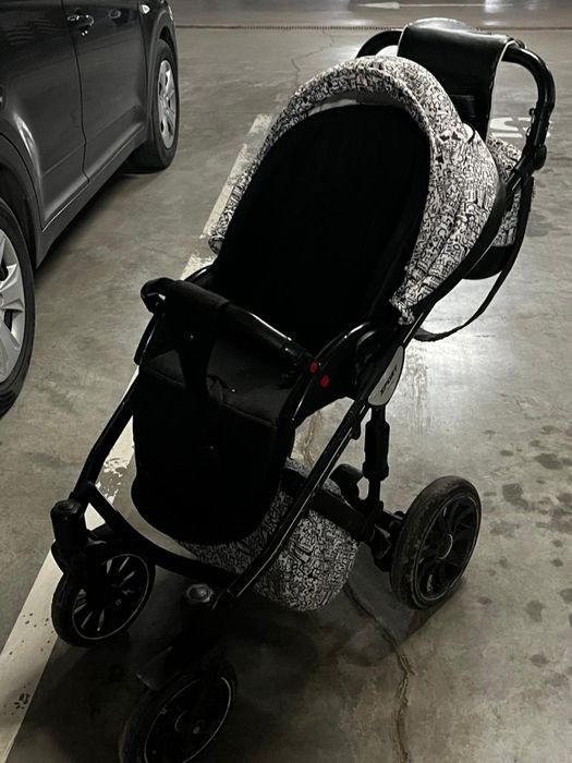 Продам коляску Anex Sport