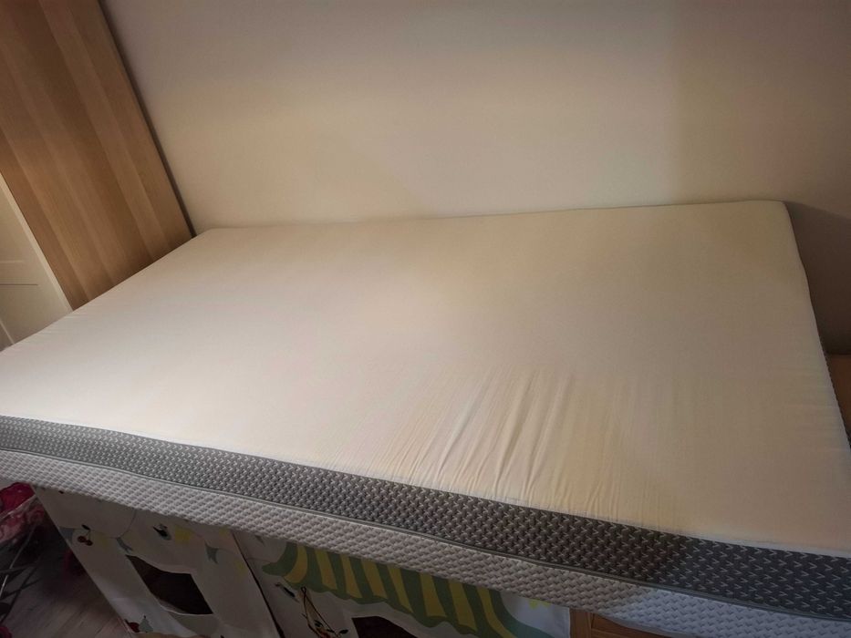 Saltea Wellpur Gold F30 - spuma cu memorie AIR