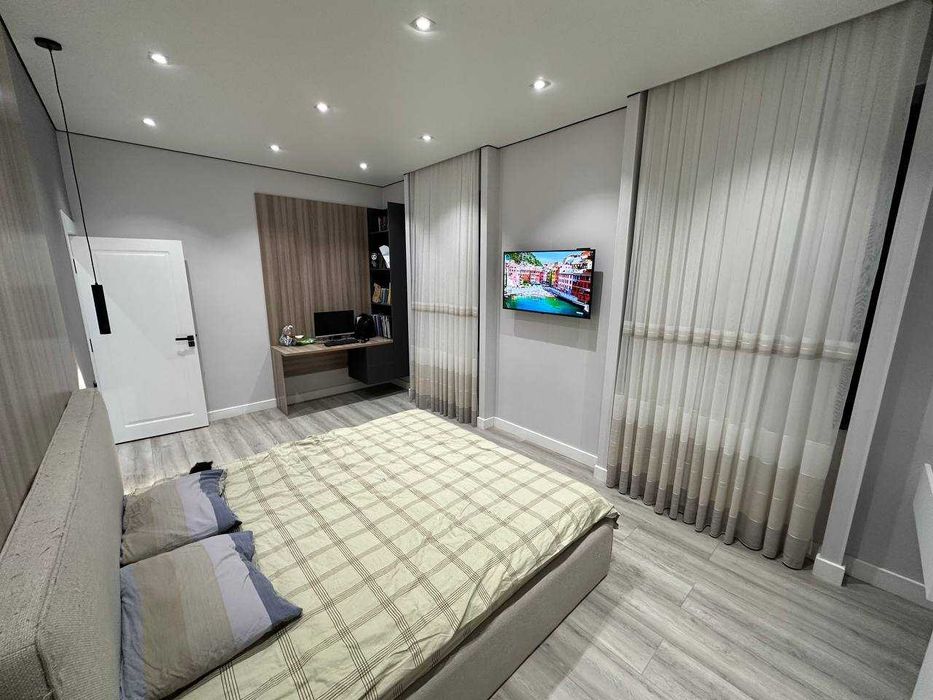 Продаётся 4х комн квартира на 6 этаже Ор-р Чевар  Бахт люкс