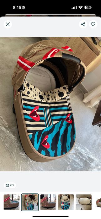 Бебешка количка Karolina Kurkova