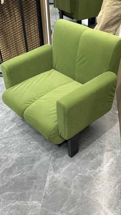 2 кресла мягкие