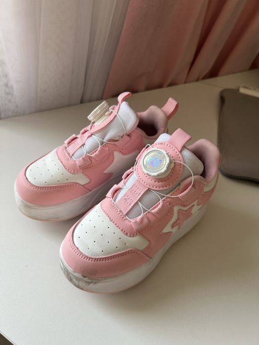 Роликовые кроссовки 31 р