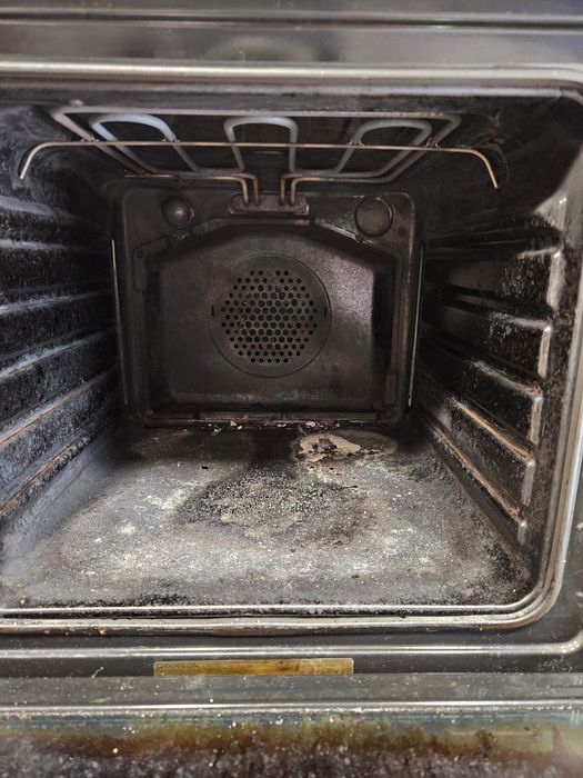 Фурна за  вграждане  Gorenje.