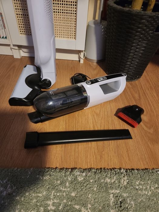 Aspirator cu acumulatori Bosch Flexxo