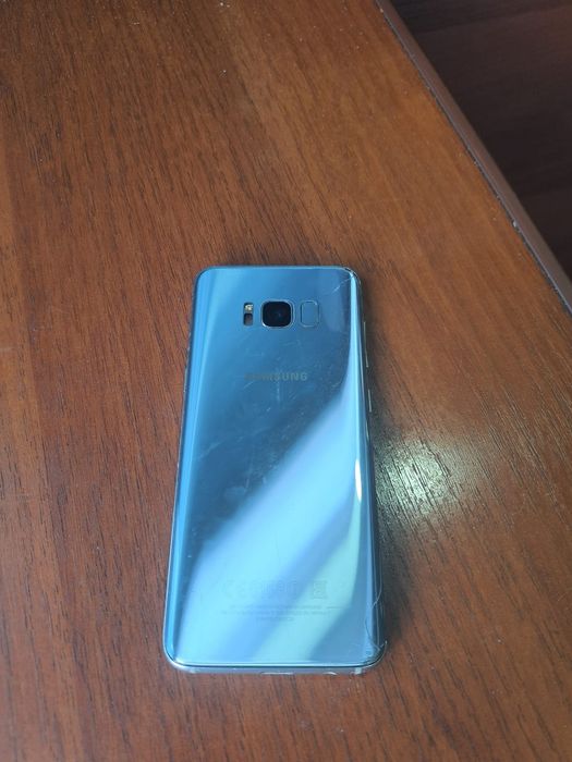 Samsung s8 в хорошем состоянии