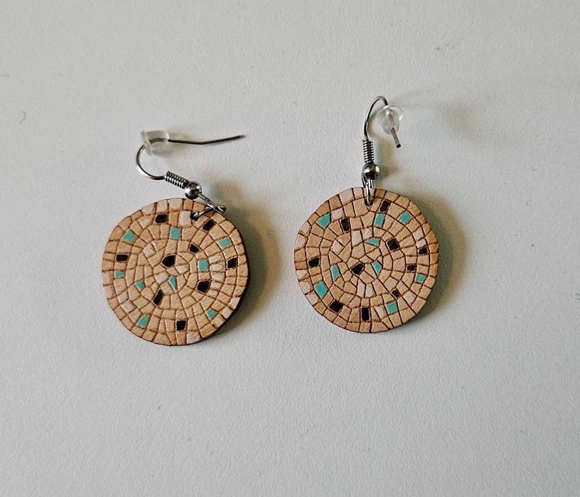 Дървени обеци. Ръчна изработка. Уникат!