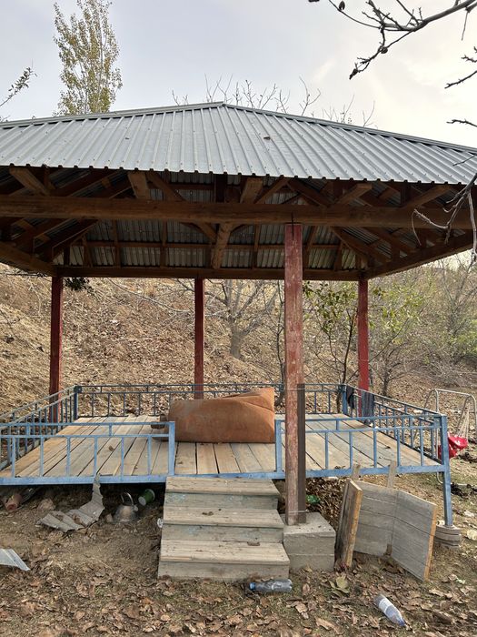 Жер сатылады үйімен, мал қорасымен