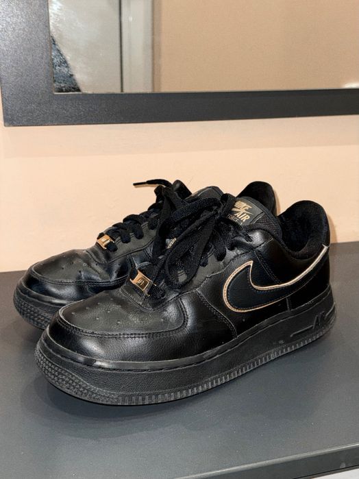 Nike Air Force 1 обувки