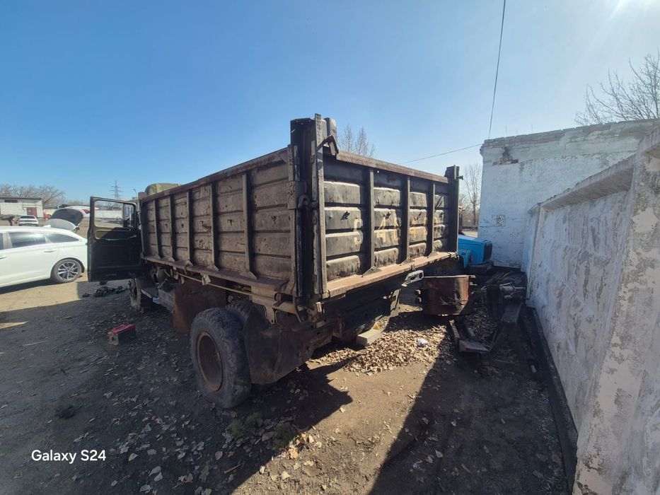 Продам зил на хаду