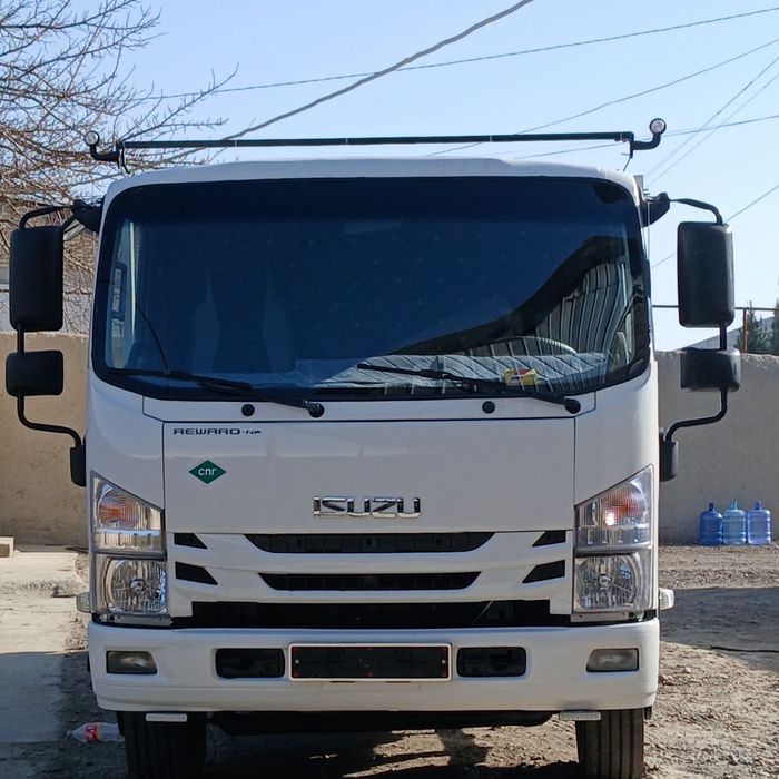 Isuzu 5t bort yili 2011