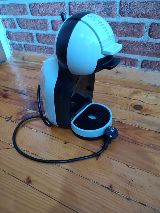 Кафе машина Nescafe Dolce Gusto