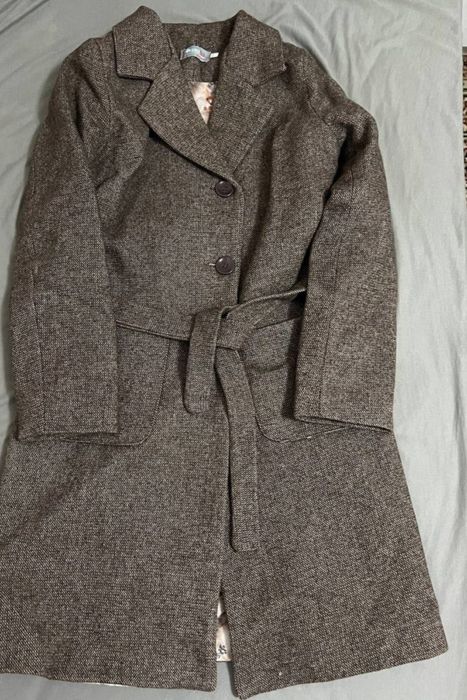 продаётся полупальто