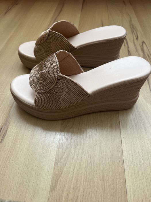 Чехли на платформа