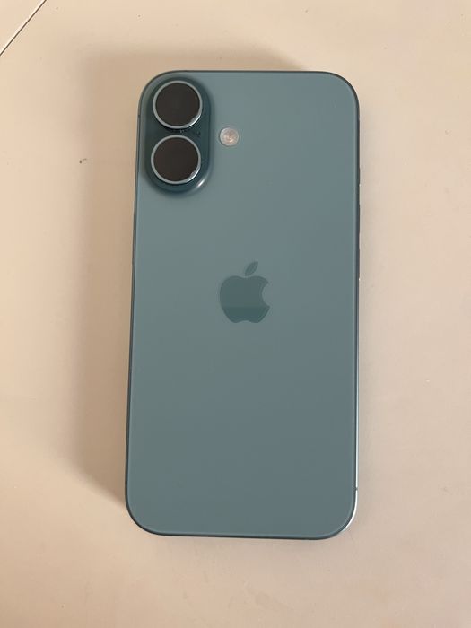 Продам iphone 16