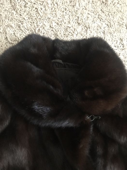Продам шубу норковую