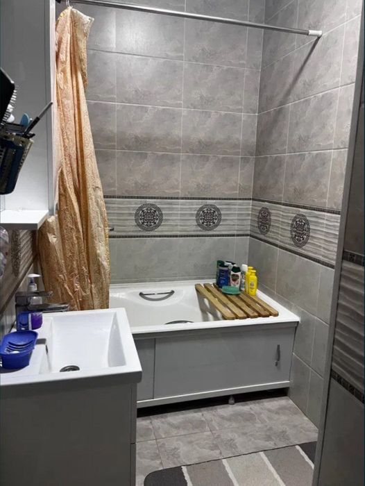 Novza metro yaqinida arenda kvartira ijaraga beriladi