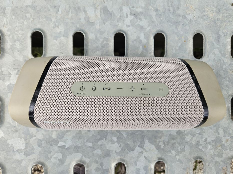 Преносим високоговорител тонколона Sony XB33  EXTRA BASS™  bluetooth