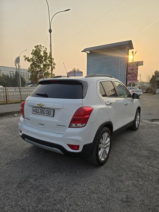 Treker сотилади 2019