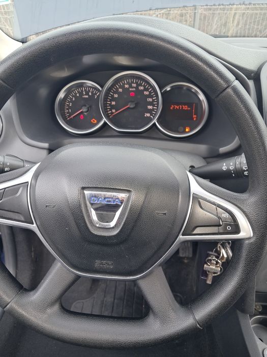 De vânzare logan mcv 0.9gpl