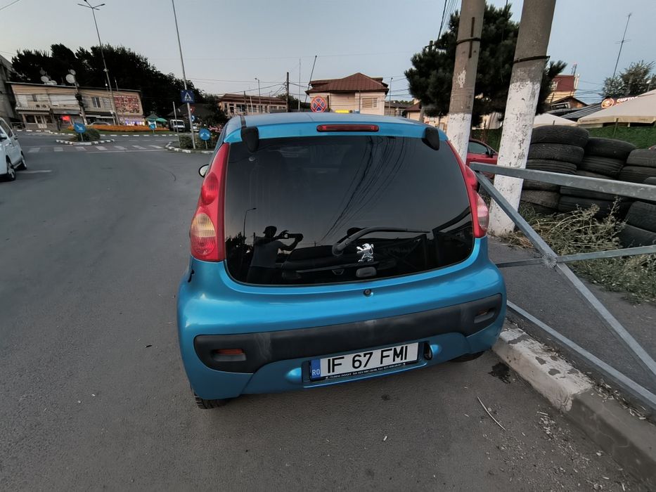 Închiriez auto regim Bolt food  ,glovo, uber eats, regim uz personal