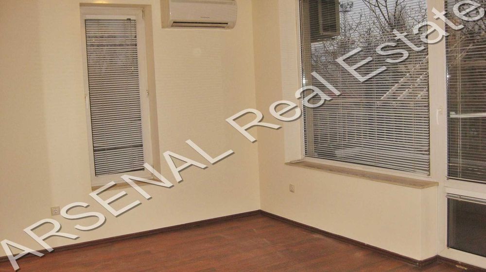 Двустаен апартамент под наем, Оборище