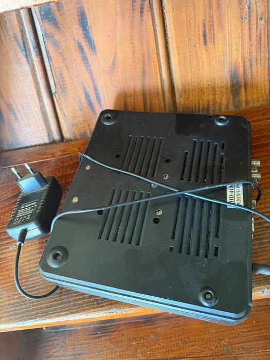 DVR Sustem de supraveghere AHD 4104