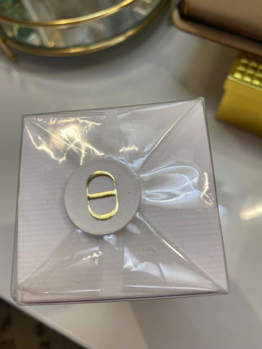 Парфюм Jadore-Dior