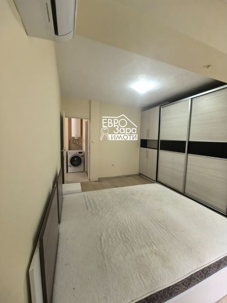 Обзаведен тристаен апартамент за продажба до Енергото